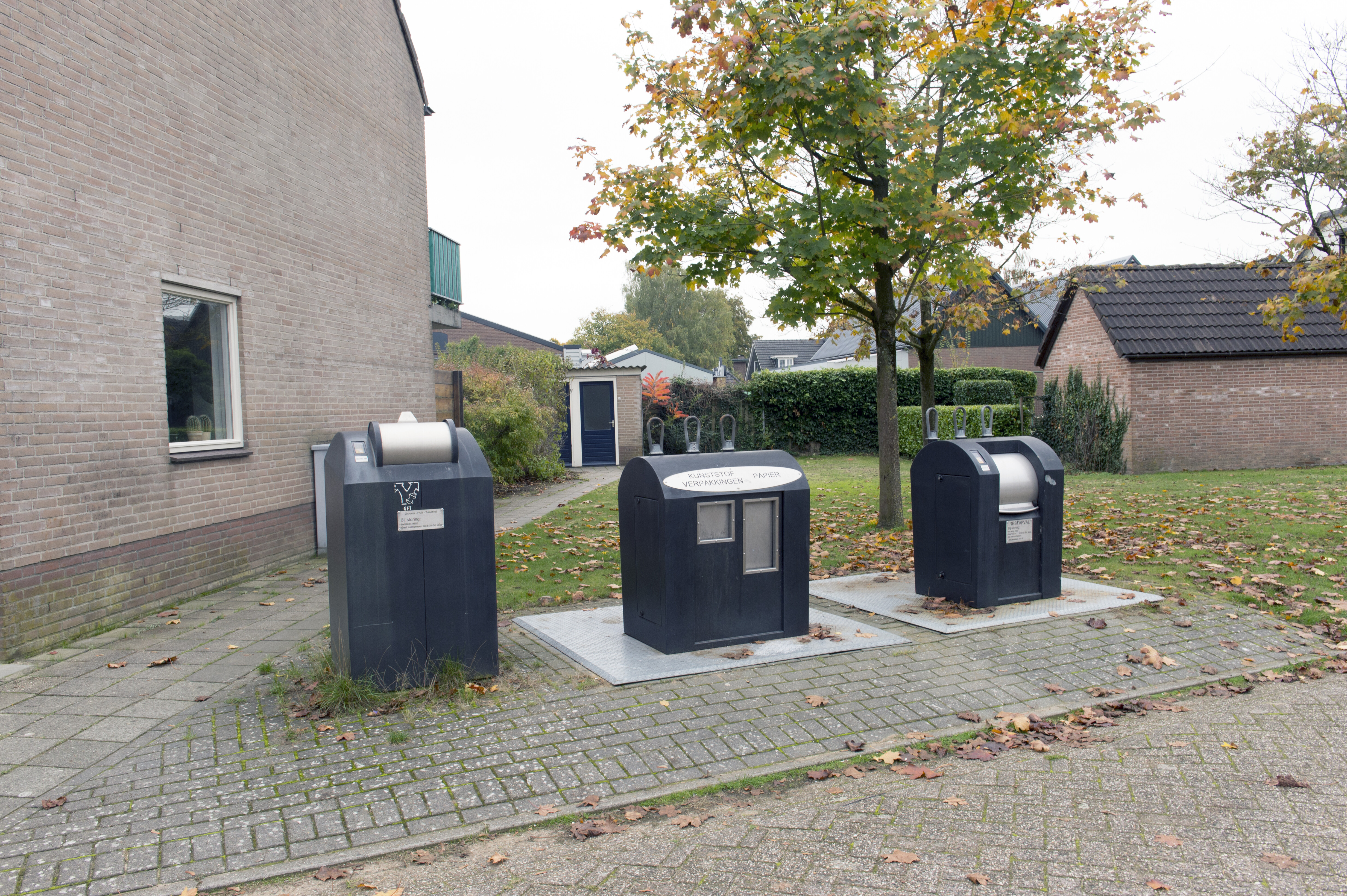 Vervanging containers voor papier en pmd