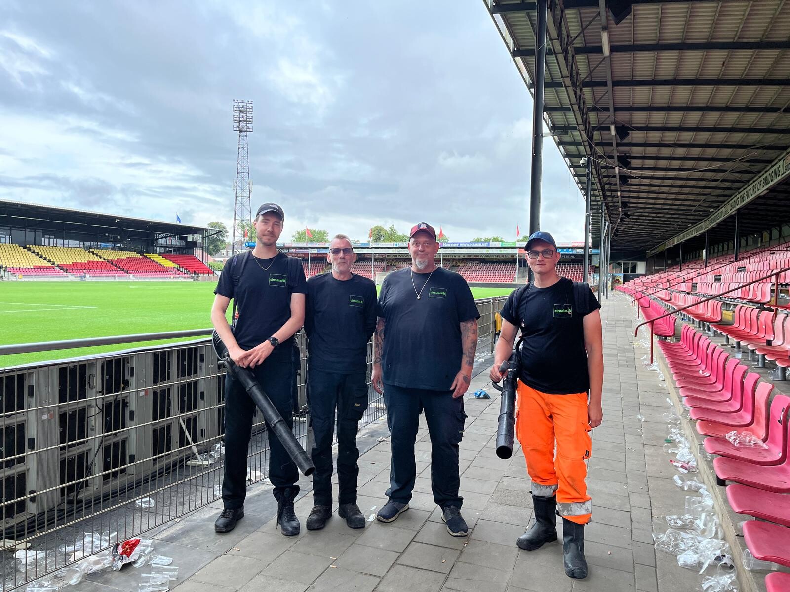 Buitenploeg houdt de Adelaarshorst ook dit seizoen weer schoon